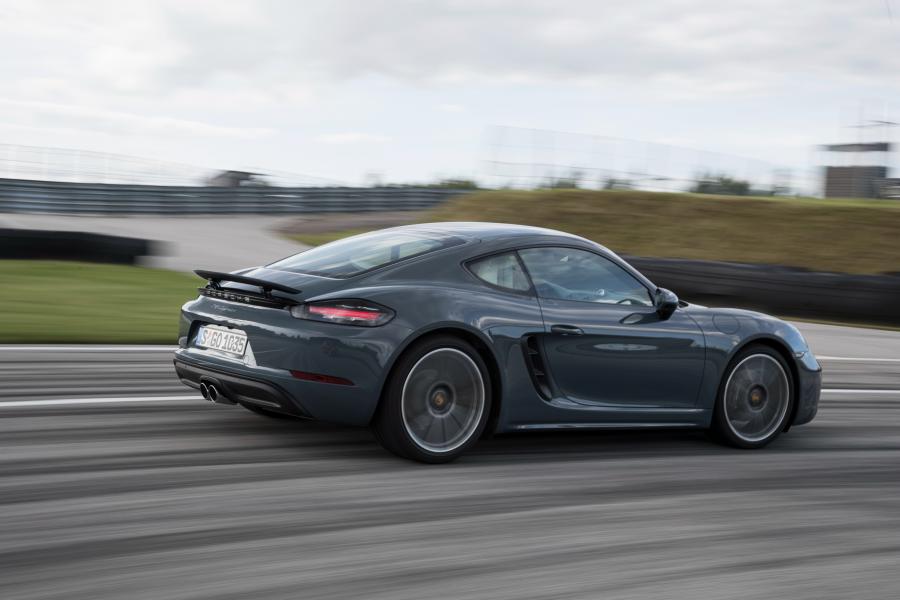  Porsche 718 Cayman 2016 года  (фото 14 из 33)